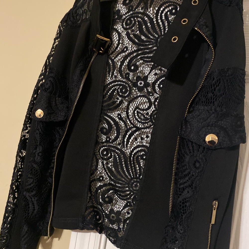 Lace Blazer - Picture 4 of 6